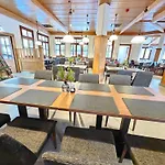 Bergresort Gerlitzen 아파트호텔 3*